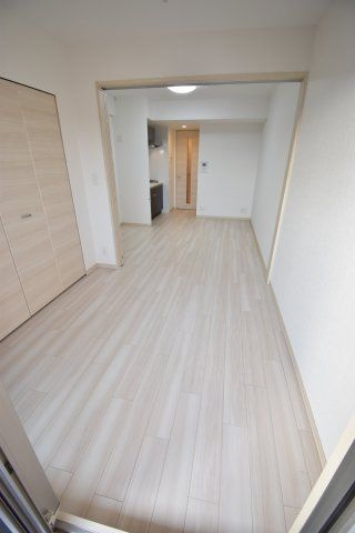グランカーサ難波元町の寝室