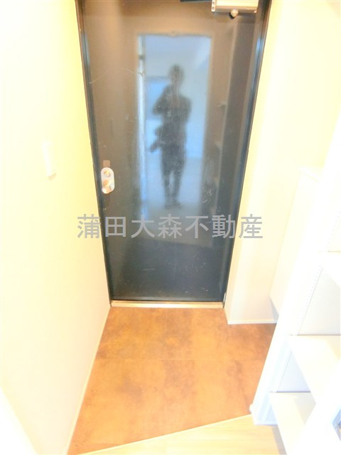 セブンハイム岩間の玄関