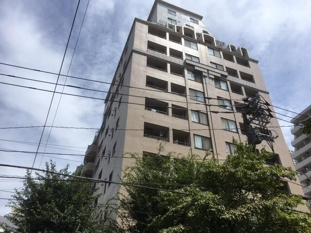 ＡＸＩＡ新宿御苑