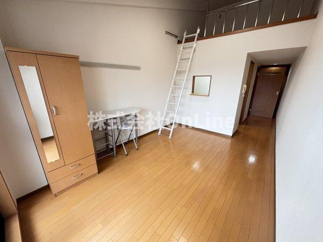 八尾市志紀町１丁目の賃貸マンションの居間・リビング