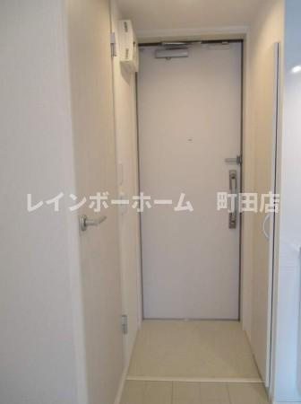 リブリ・フォグライフ※初期費用分割あと払いサービス利用可能物件の玄関
