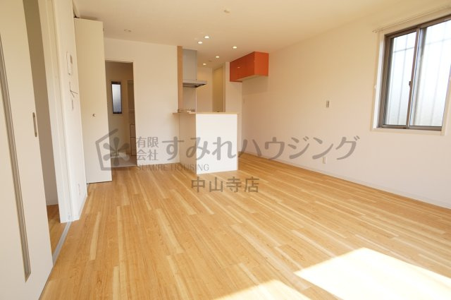 久代３丁目戸建貸家の収納