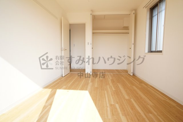 久代３丁目戸建貸家の洋室