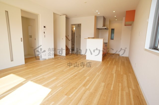 久代３丁目戸建貸家の洋室