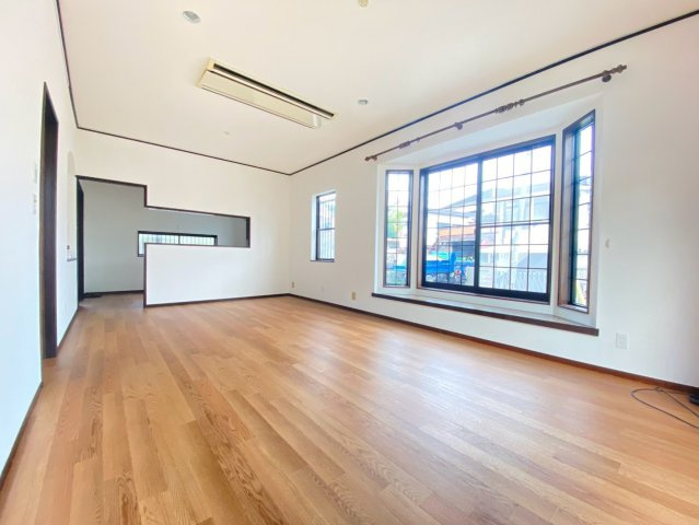 並木町一戸建貸家の居間・リビング