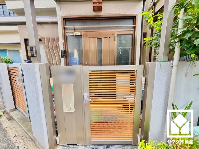 尼崎市猪名寺1丁目の玄関