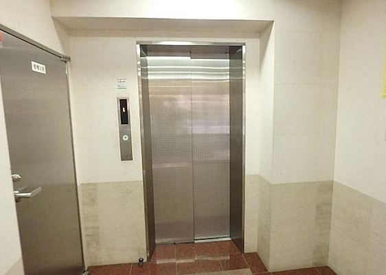 スカイコート東大前壱番館のその他共用部分|エレベーター