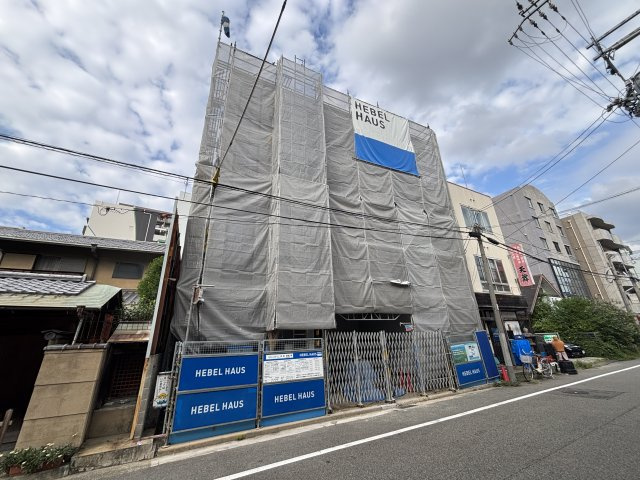 キャトル・レブローニュの外観