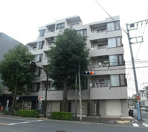 日神シルバーパレス鷺宮の外観