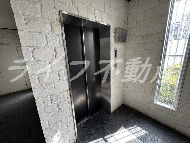 フォレストグレイス深江橋Ⅱのエントランス|毎日通るエントランスはこのようになっています