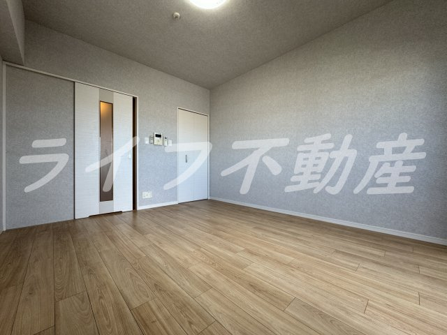 フォレストグレイス深江橋Ⅱの洋室|コンパクトで使いやすい洋室です