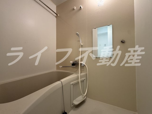 フォレストグレイス深江橋Ⅱの浴室|日々の疲れを癒すお風呂付です