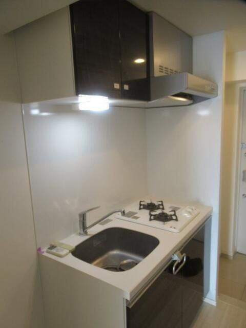 ＨＹ’ｓ　Ｓａｌｉｒｅ　用賀の玄関