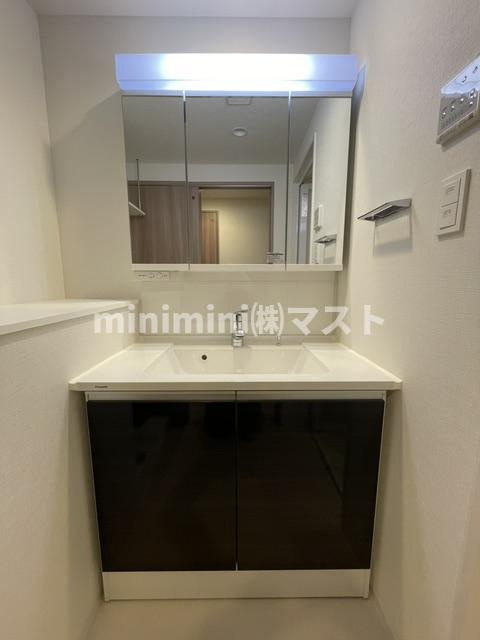旧　スプランディッド本町東DUEの洗面所