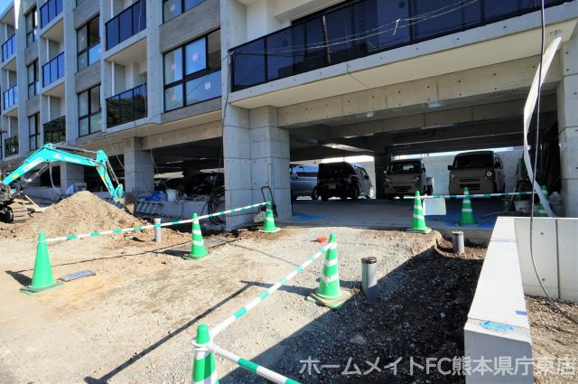 ヒルクレスト　神水の駐車場