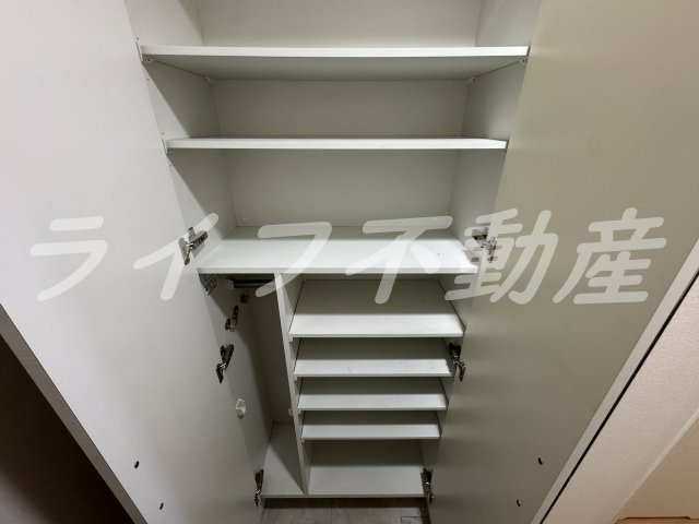 フォレストグレイス深江橋Ⅱの収納|専用の収納スペースです