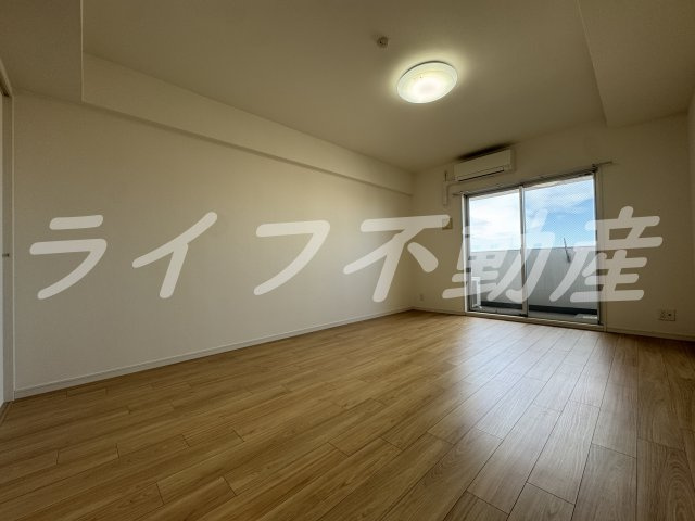フォレストグレイス深江橋Ⅱの居間・リビング|ゆったり過ごせる居間です