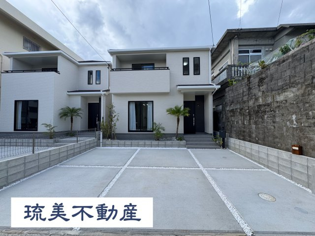 宜野湾市伊佐3丁目（全2棟）B号棟