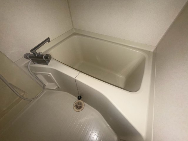 プレッツァ西宮の浴室
