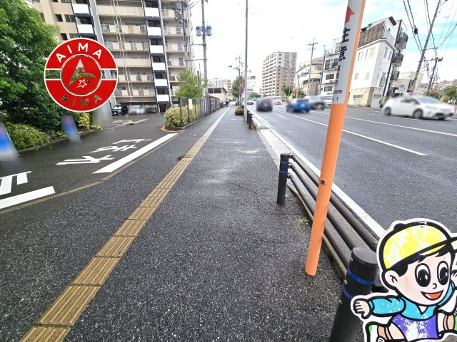 日商岩井リバーサイドマンションA棟の現況写真|前面道路含む現地の写真です。