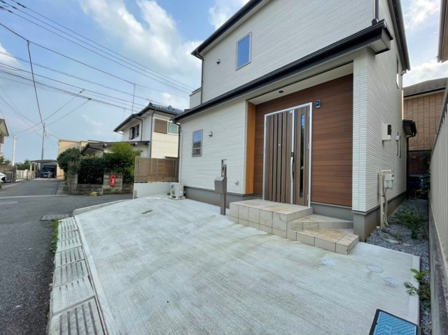 あかね町戸建の駐車場