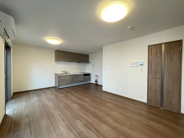 あかね町戸建の居間・リビング