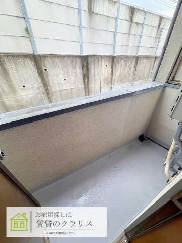 嵯峨折戸町（ガレージ付き）貸家