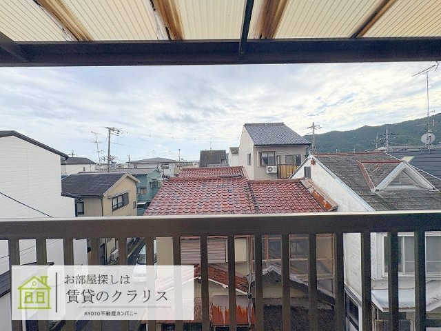 嵯峨折戸町（ガレージ付き）貸家