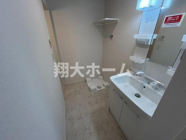 セレンディピティ浅草の洗面所