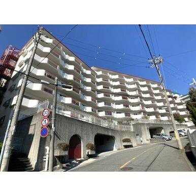 ゾンネンハイム芦屋の外観