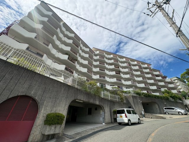 ゾンネンハイム芦屋の外観