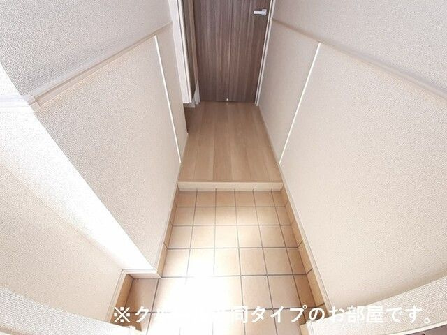 サルス・ノヴァⅠの玄関