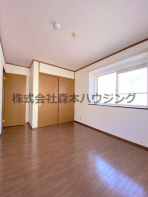 【寝室】 | 　ヴィヴァン・ノールA棟 | 落ち着いて過ごせるお部屋なので、寝室にいかがでしょうか