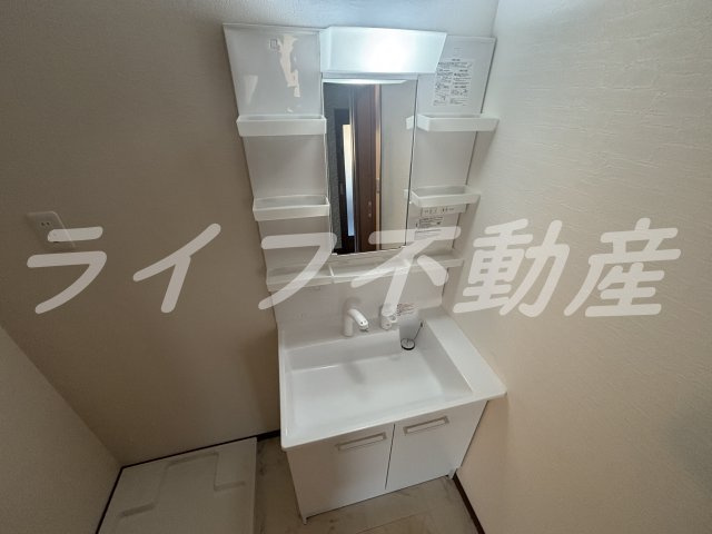 グロースコート弥刀の独立洗面台