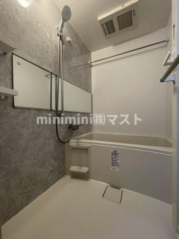旧　スプランディッド本町東DUEの浴室