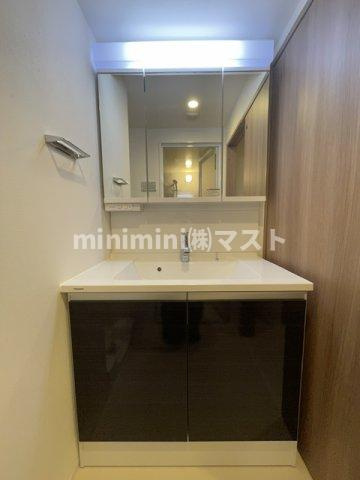 旧　スプランディッド本町東DUEの洗面所