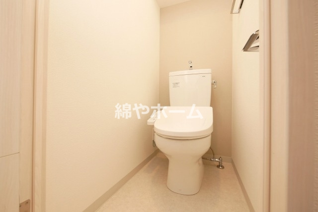 ES-Grande長居パークフロントのトイレ|コンパクトで使いやすいトイレです