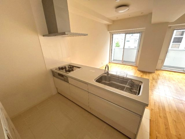 神戸市中央区布引町２丁目の賃貸マンションの居間・リビング