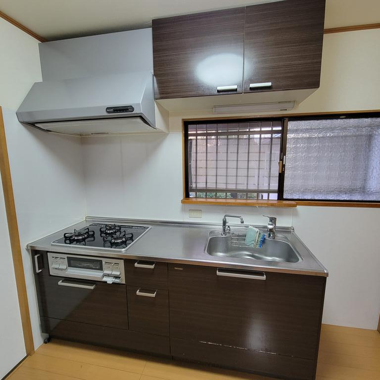 芦屋市大東町のアパートのキッチン