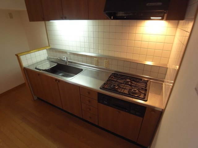神戸市東灘区住吉東町２丁目の賃貸マンションのキッチン
