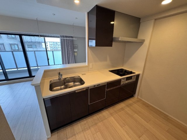 神戸市中央区花隈町の賃貸マンションの居間・リビング