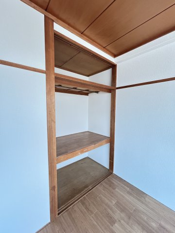 神戸市中央区神若通５丁目の賃貸マンションの収納