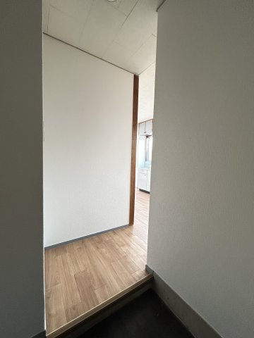 神戸市中央区神若通５丁目の賃貸マンションの玄関