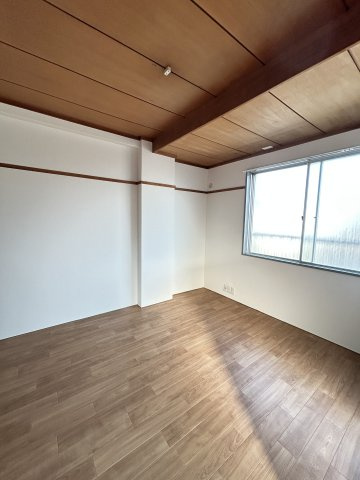 神戸市中央区神若通５丁目の賃貸マンションの居間・リビング