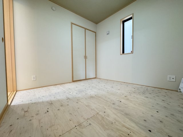宜野湾市伊佐3丁目（全2棟）A号棟の和室|A号棟　和室4.5帖＋収納付き♪