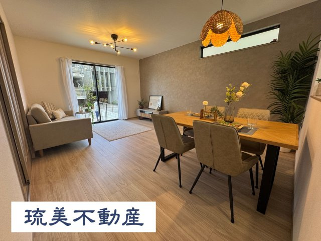宜野湾市伊佐3丁目（全2棟）A号棟