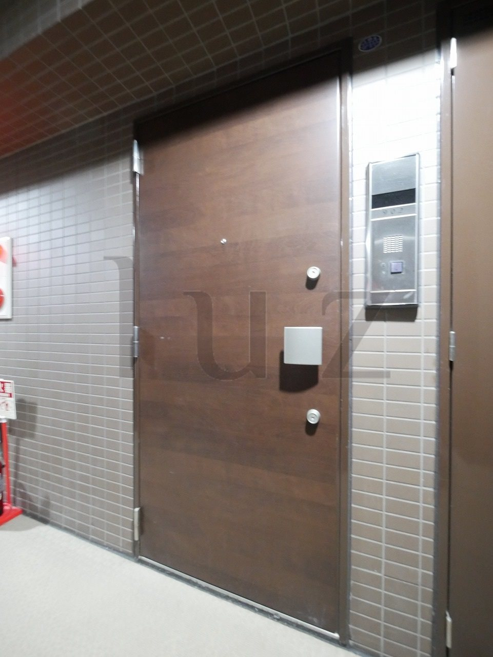 グリフィン横浜反町公園参番館の玄関