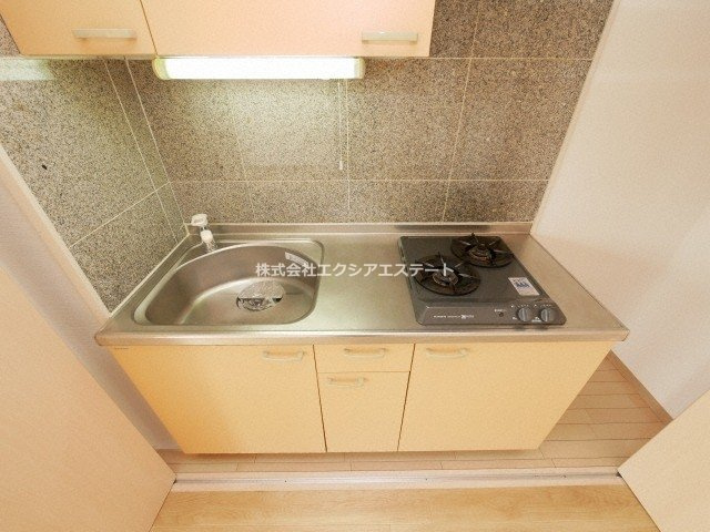 ステイタスカインド天下茶屋ビルのキッチン