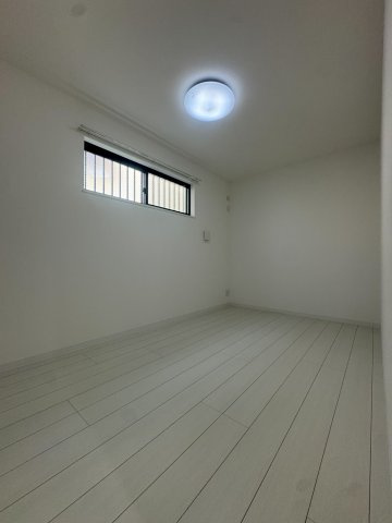 【寝室】 | シャンタラム吹田