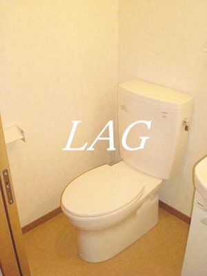 【トイレ】 | ラ・ルバーブ | トイレです。